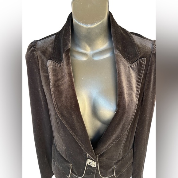 CONTEMPORARY SHE'SMISS women’s black velvet blazer deep v neck gem button - Picture 2 of 5